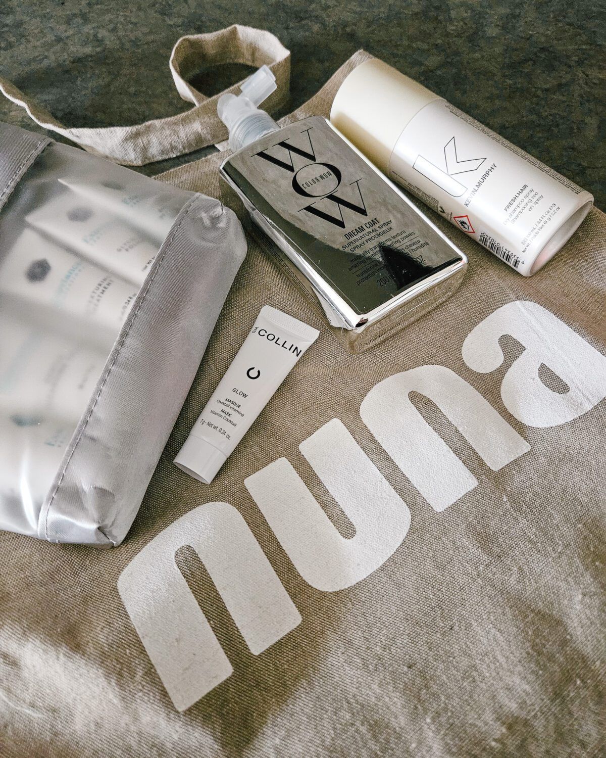 Jag vann en auktion på Musikhjälpen; en hel salong för oss själva!